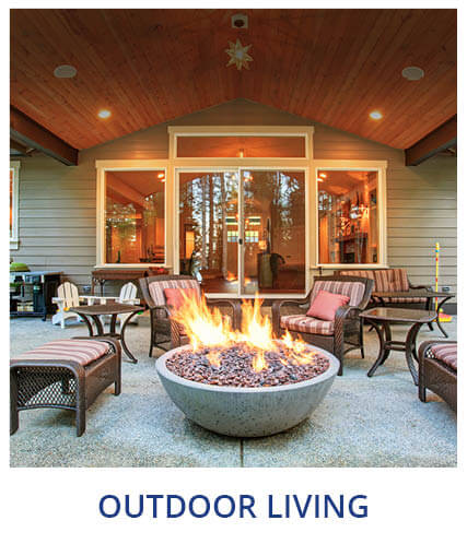 OUTDOOR LIVING